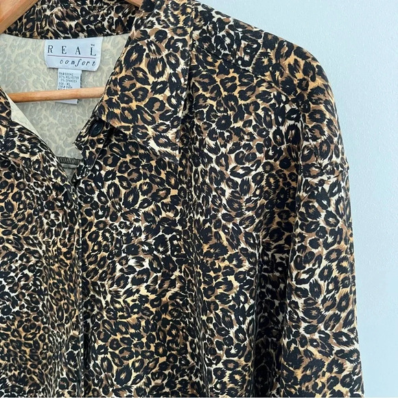 VTG Women’s Button Down Blouse XL Leopard Print Long Sleeve Animal Career Top - Picture 3 of 14